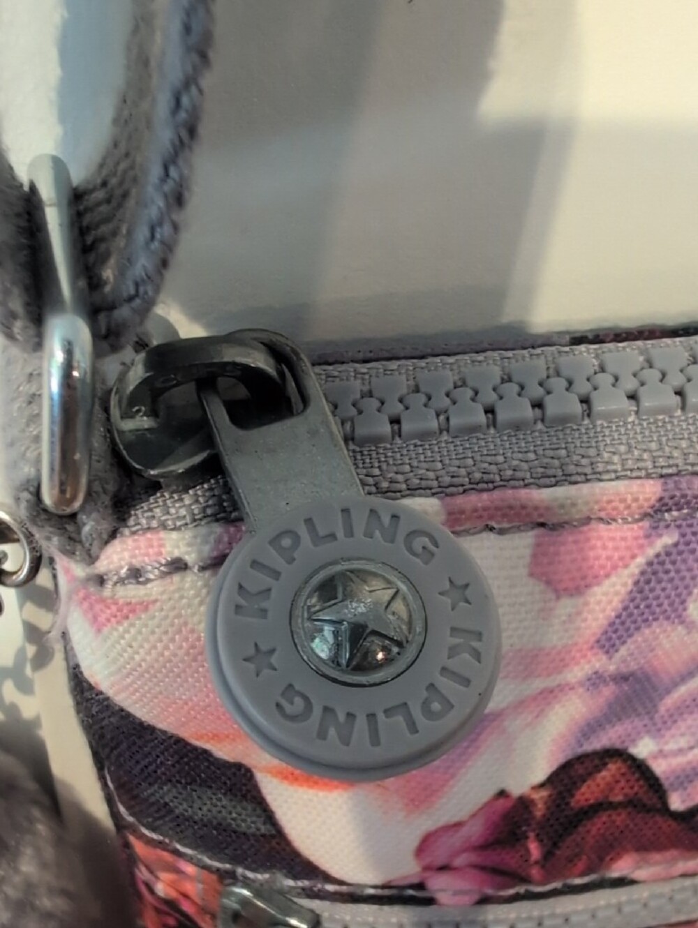 Kipling Keiko Crossbody "Kissing Floral" - Picture 6 of 12